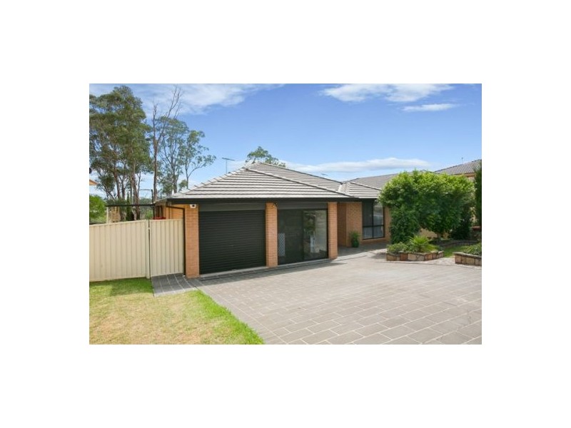 21 Domenico Cl, West Hoxton NSW 2171