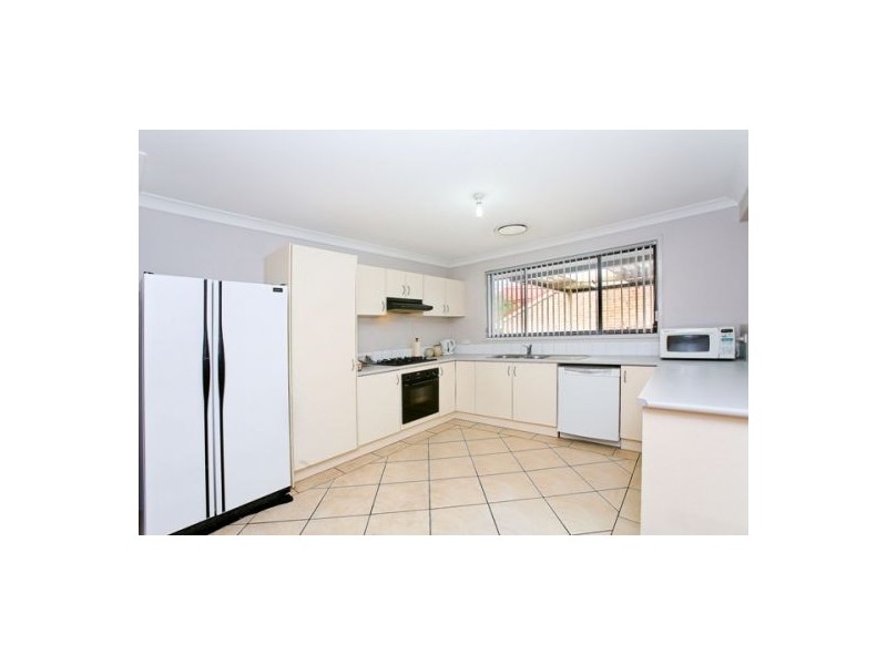 21 Domenico Cl, West Hoxton NSW 2171