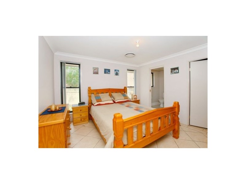 21 Domenico Cl, West Hoxton NSW 2171
