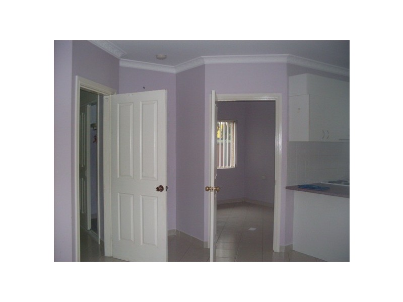 4/5 Rose St, Liverpool NSW 2170