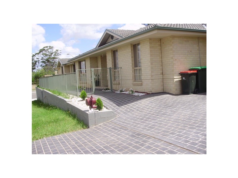 62 Box Rd, Casula NSW 2170