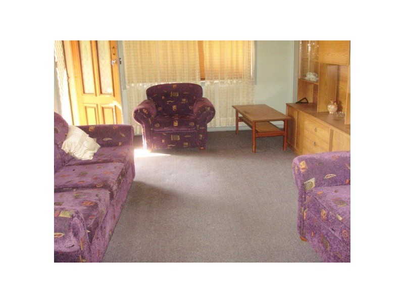 17 Festival St, Sadleir NSW 2168