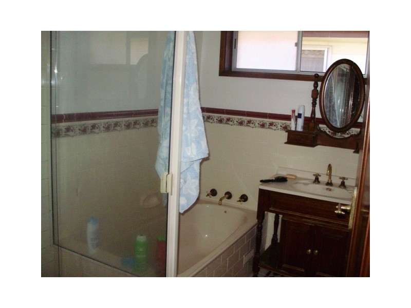 72 Alderson Ave, Liverpool NSW 2170