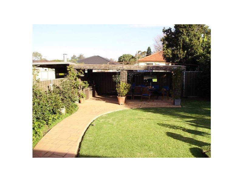 72 Alderson Ave, Liverpool NSW 2170