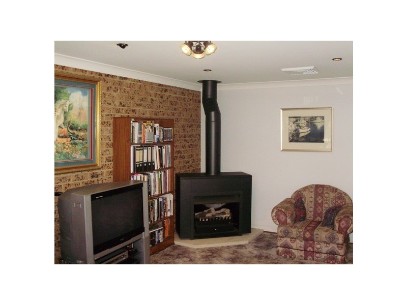 17/45 Pine Rd, Casula NSW 2170