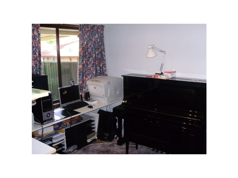 17/45 Pine Rd, Casula NSW 2170