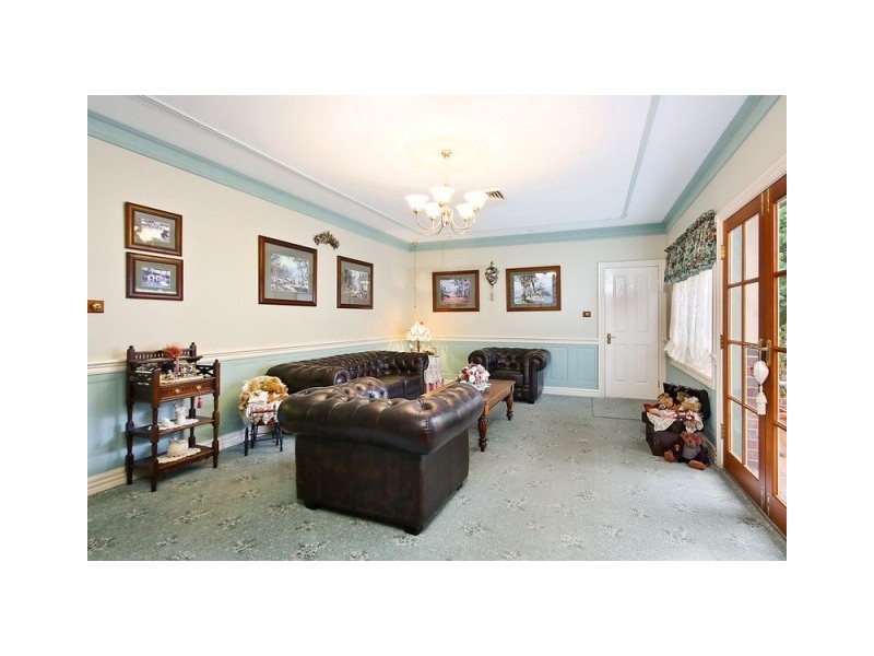 5 Barrow Cls, Hinchinbrook NSW 2168