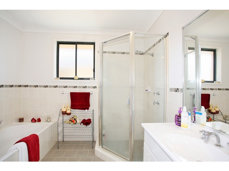 149b Pacific Palms Crct, Hoxton Park NSW 2171