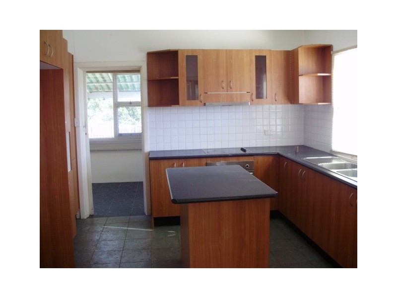 3 McGowen Ave, Liverpool NSW 2170