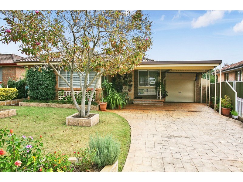 14 Tallowood ave, Casula NSW 2170