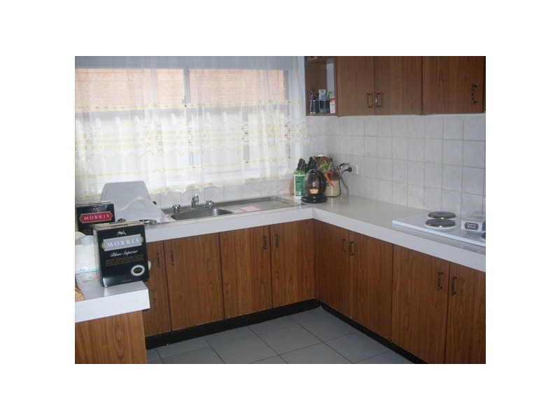 29 Templeton Cres, Moorebank NSW 2170