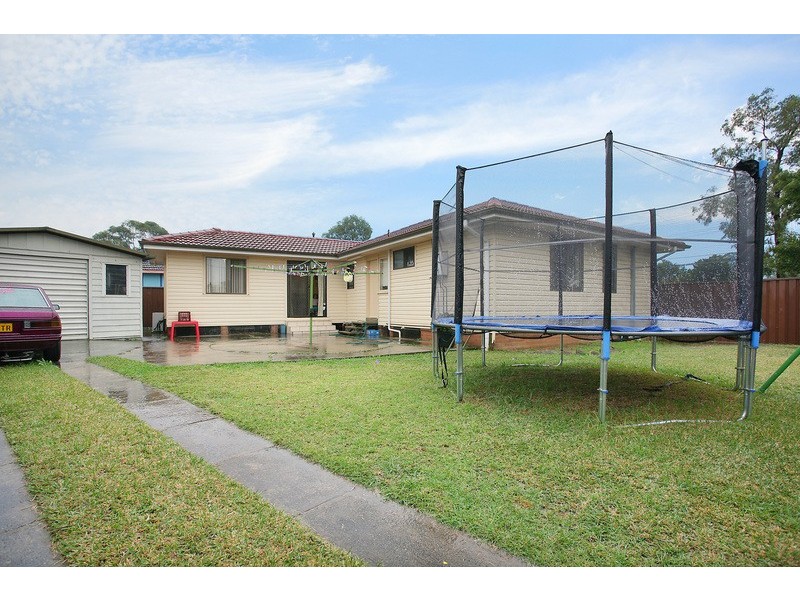 83 Stanwell cr, Ashcroft NSW 2168