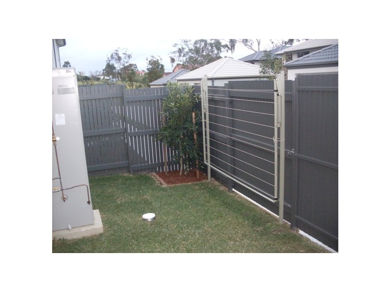 9/25  Bellona Tce, Glenfield NSW 2167