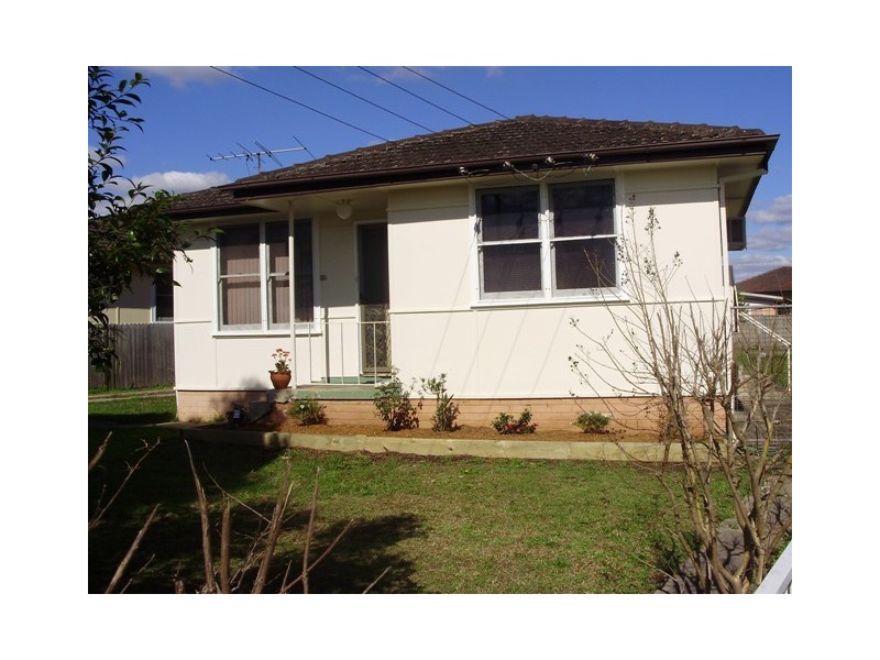 94 Wonga rd, Lurnea NSW 2170