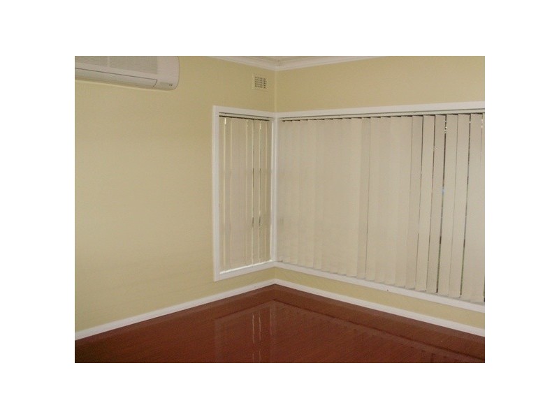 40 Medley Ave, Liverpool NSW 2170