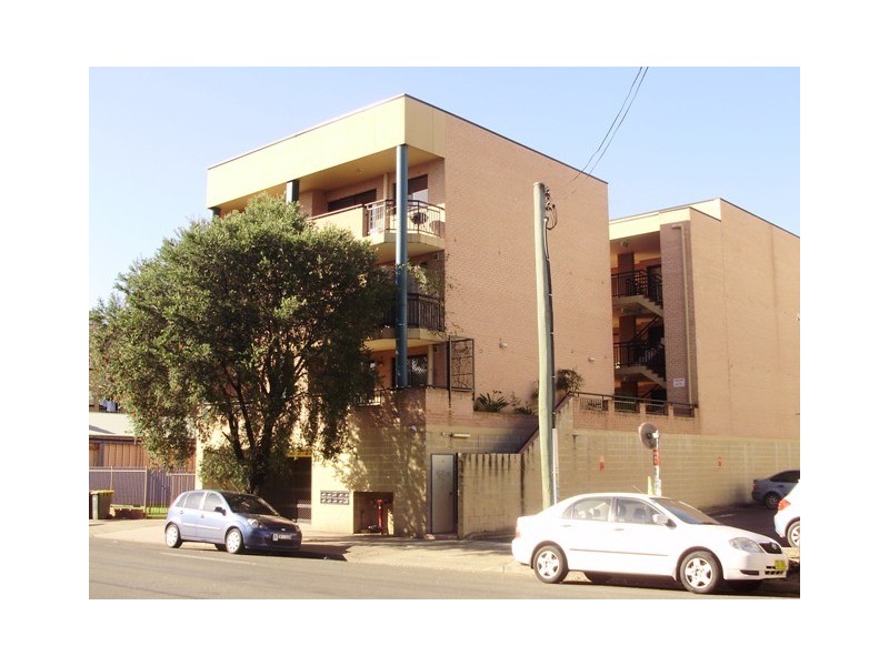 9/114 Bigge street, Liverpool NSW 2170