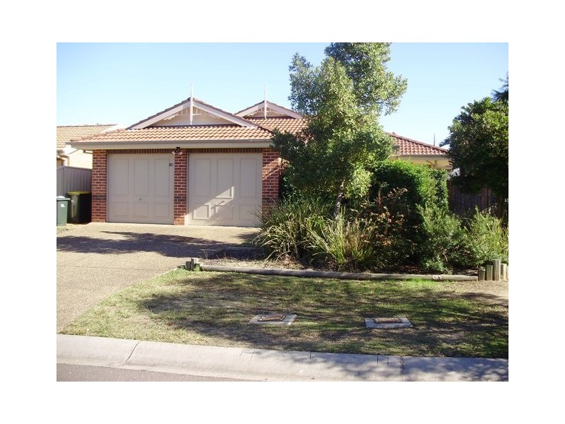 16 Barwon ave, Wattle Grove NSW 2173
