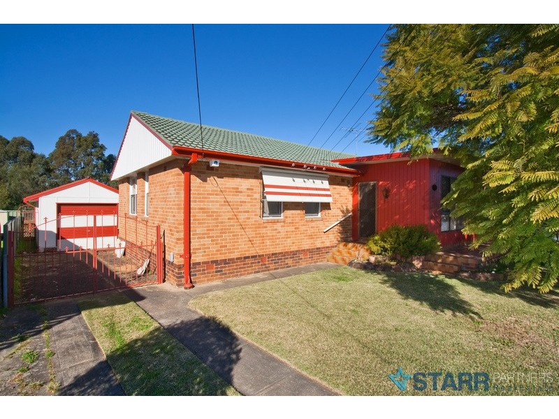 96 Willan dr, Cartwright NSW 2168
