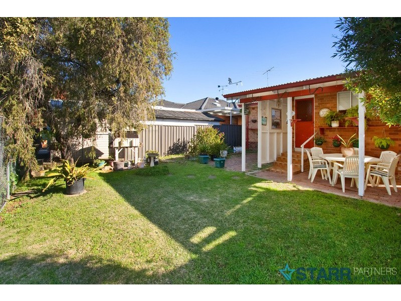 96 Willan dr, Cartwright NSW 2168