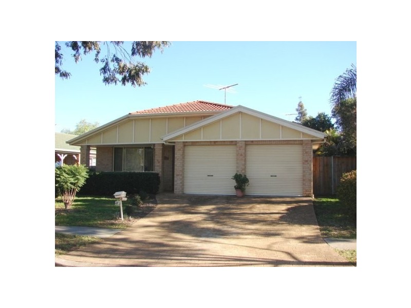 24 Horningsea Park Dr, Horningsea Park NSW 2171