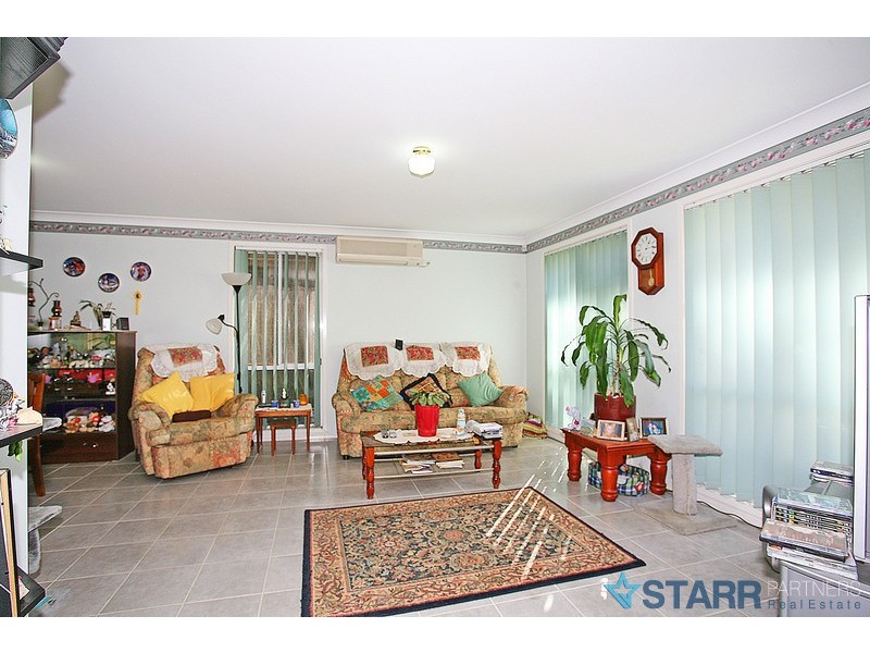 31 Nineteenth Ave, Hoxton Park NSW 2171