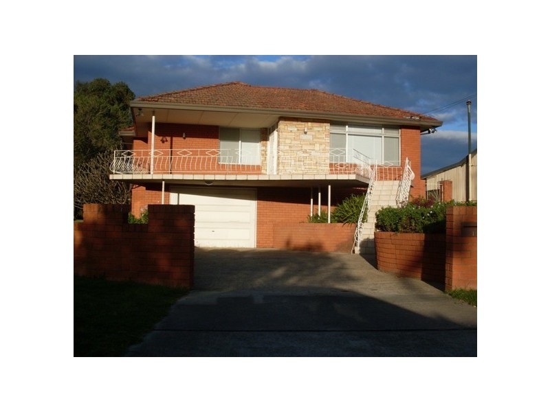 18 Webster Road, Lurnea NSW 2170