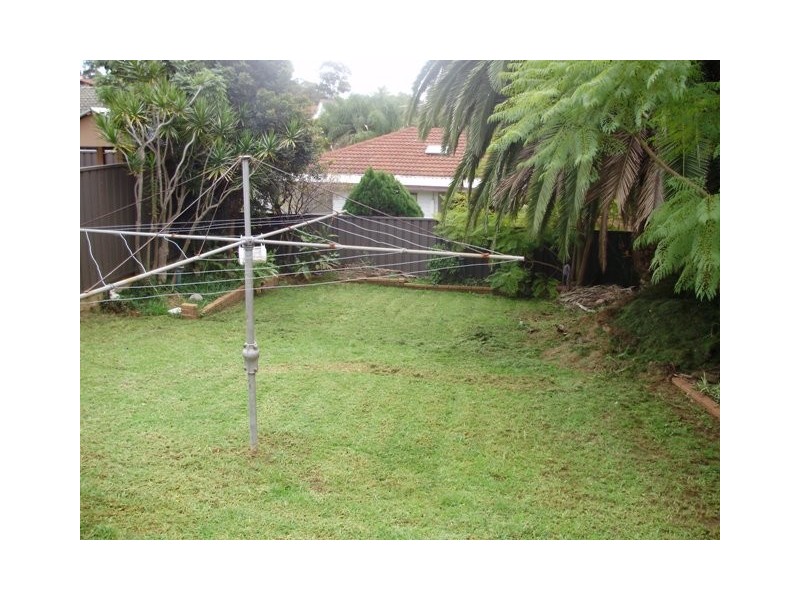 3 Hilltop ave, Mount Pritchard NSW 2170