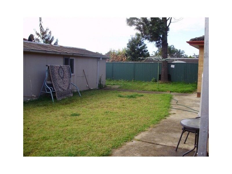 7 Barnett st, Ashcroft NSW 2168