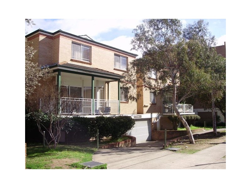 8/29-31 Bathurst st, Liverpool NSW 2170