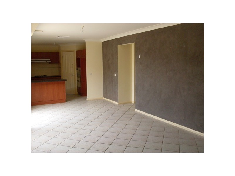 41 Sir Warwick Fairfax Dr, Harrington Park NSW 2567