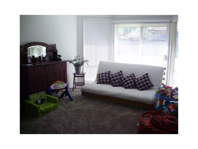 14  Snapper Close, Green Valley NSW 2168