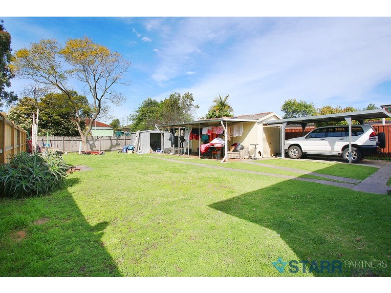 25 Festival st, Sadleir NSW 2168