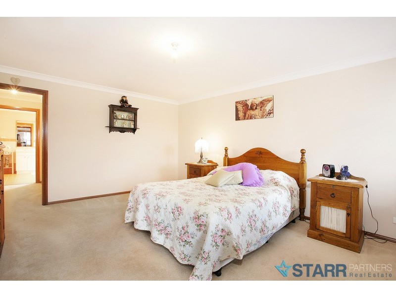 10 Domenic Close, Hoxton Park NSW 2171