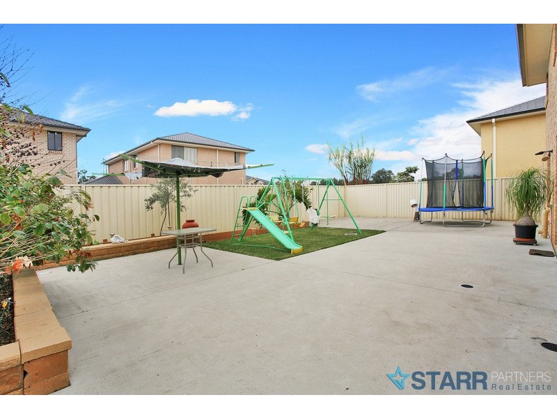 10 Domenic Close, Hoxton Park NSW 2171
