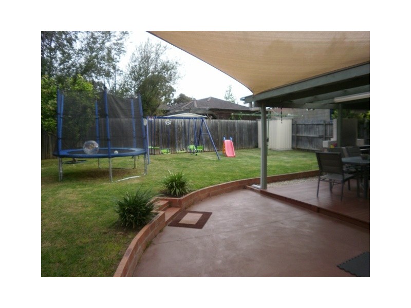 148 Australias Ave, Wattle Grove NSW 2173