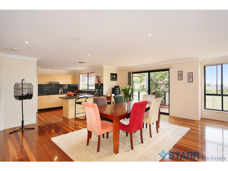 122 Greenway dr, West Hoxton NSW 2171
