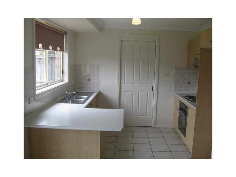 36a Whitsundays Cct, Green Valley NSW 2168