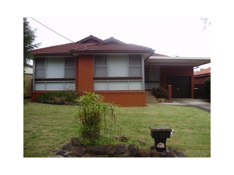 31 Baxter Rd, Bass Hill NSW 2197