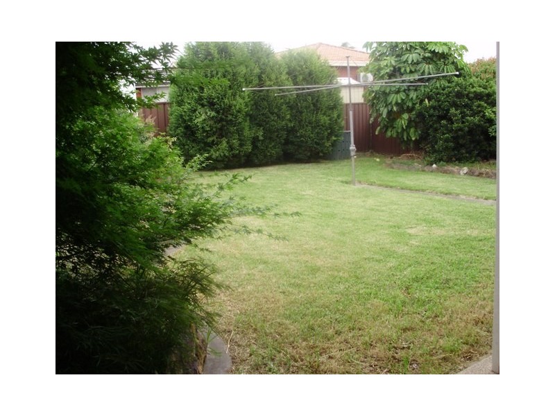 31 Baxter Rd, Bass Hill NSW 2197