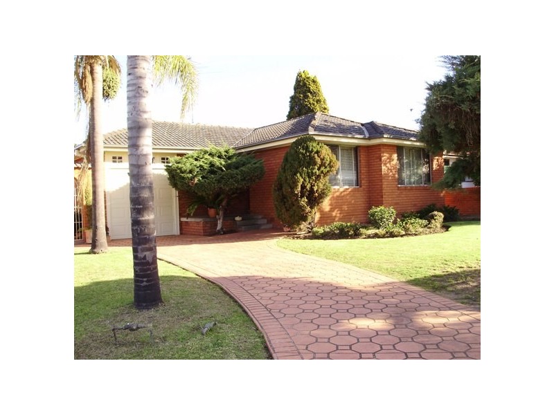 72 Alderson Ave, Liverpool NSW 2170