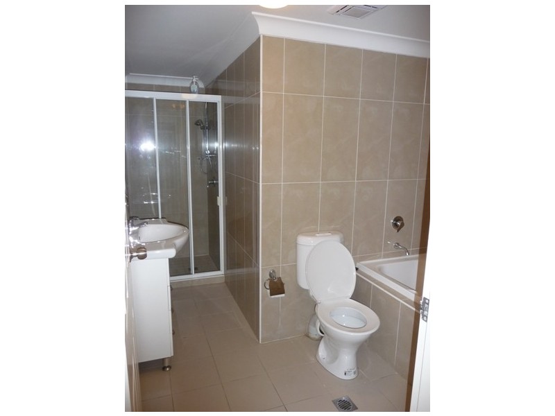 26/9-11 Bathurst St, Liverpool NSW 2170