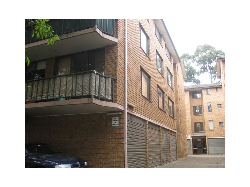 33/132 Moore st, Liverpool NSW 2170