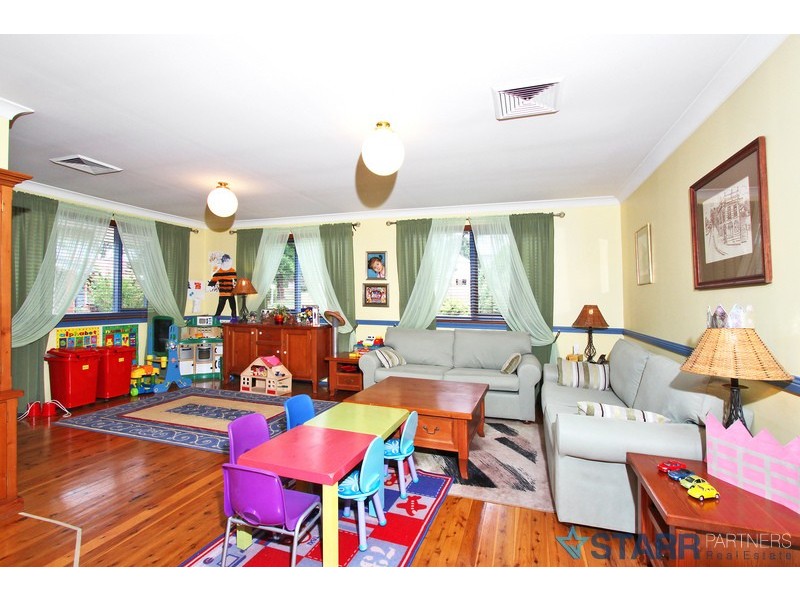 30 Paine ave, Moorebank NSW 2170