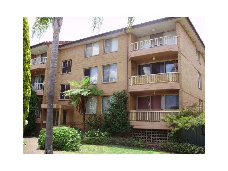 10/14 Frank  Oliveri Dr, Chipping Norton NSW 2170