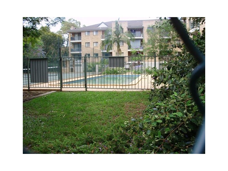 10/14 Frank  Oliveri Dr, Chipping Norton NSW 2170