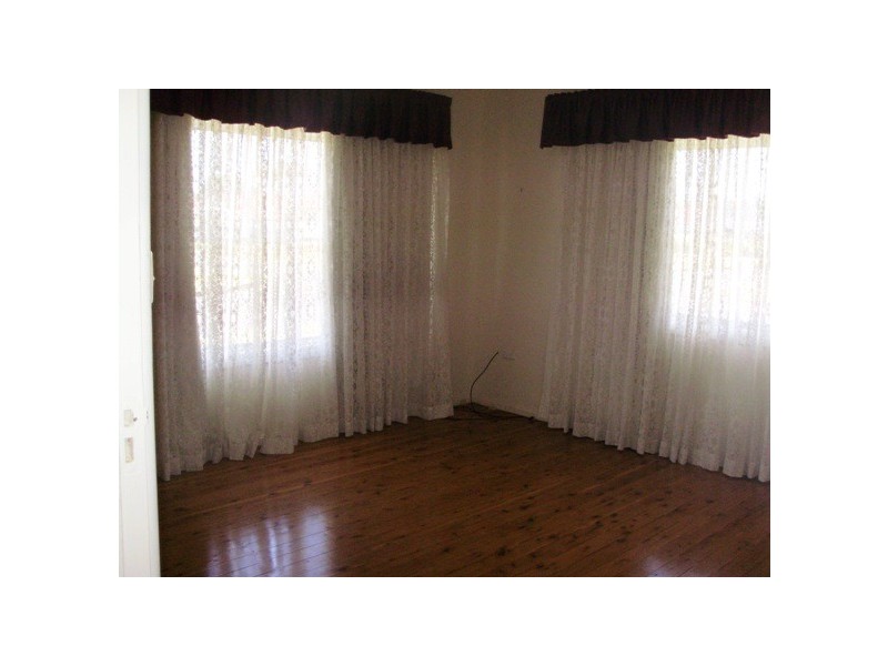 2/34 Kurrajong Rd, Windang NSW 2528