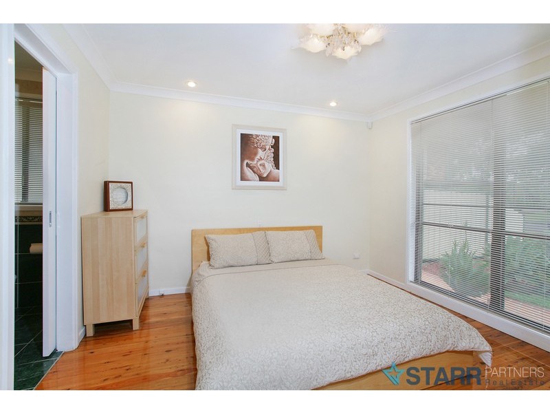 70 Ikara Cr, Moorebank NSW 2170