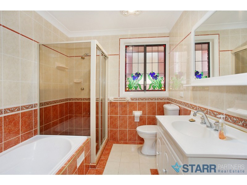 70 Ikara Cr, Moorebank NSW 2170