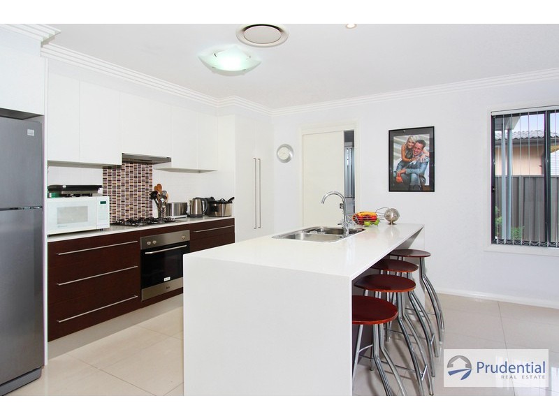 1B Sunset Ave, Lurnea NSW 2170