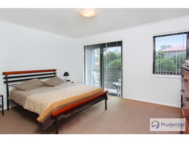 1B Sunset Ave, Lurnea NSW 2170